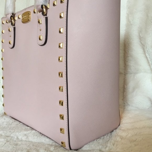 Michael Kors Sandrine Large Studded Saffiano Pink Leather NWT - Picture 2 of 8